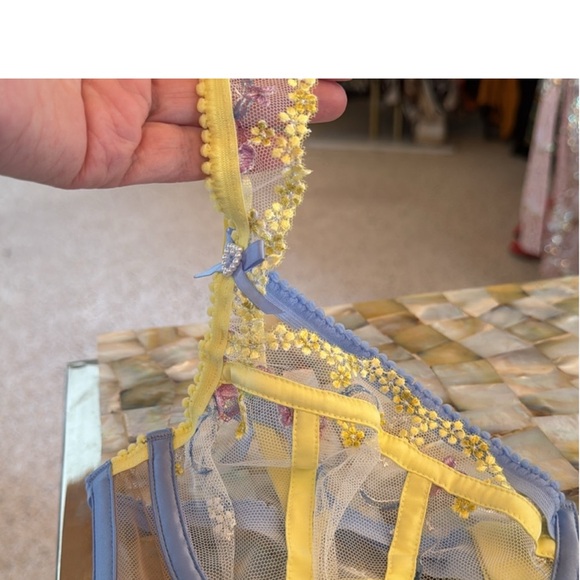 For Love and Lemons Bra, Medium, NWT
$73 $139
Size: M
1 For Love And Lemons - Picture 7 of 7